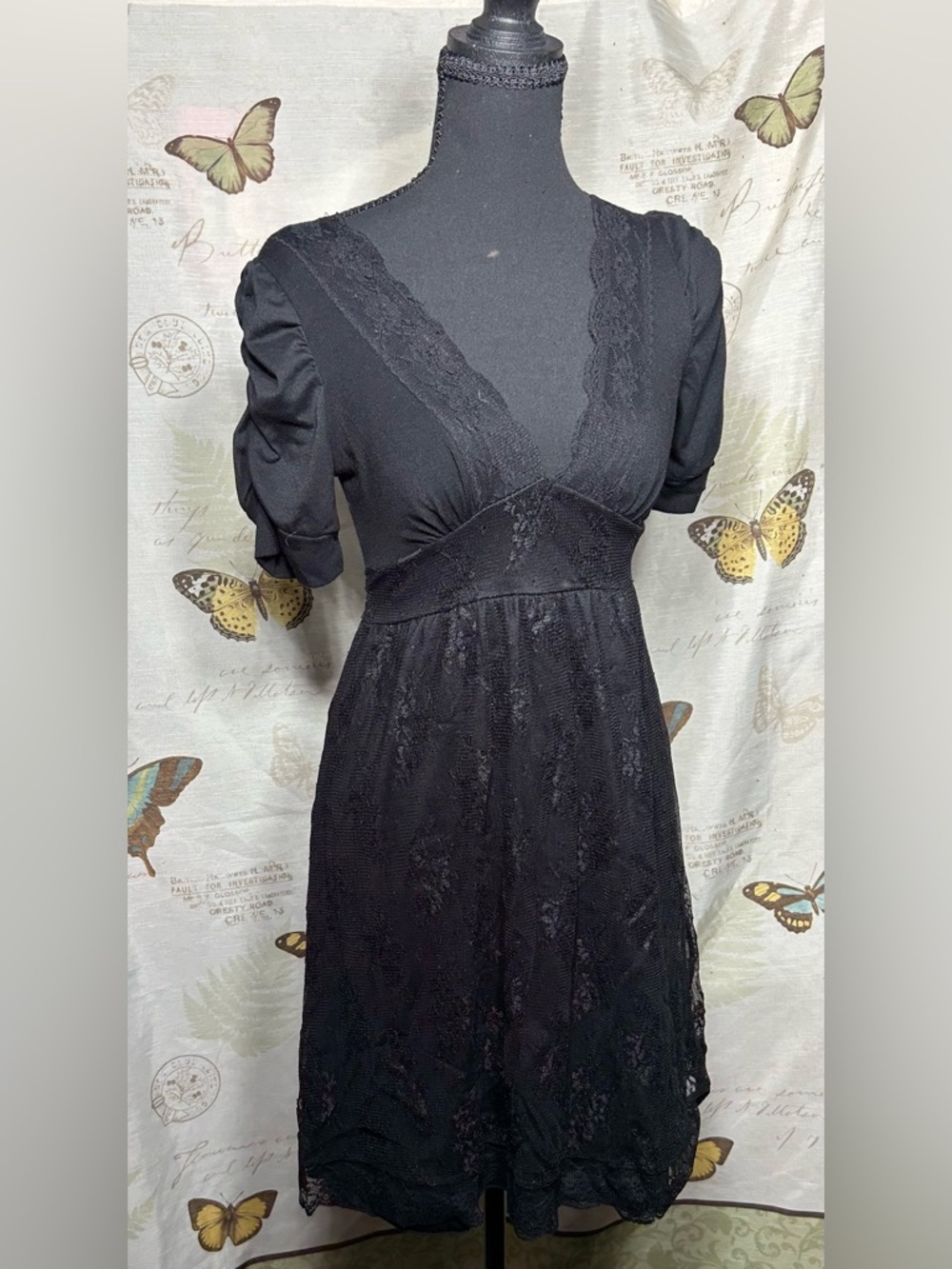 Forever 21 vintage Black Lace V-Neck Midi Dress with Puff Sleeves - Picture 1 of 4